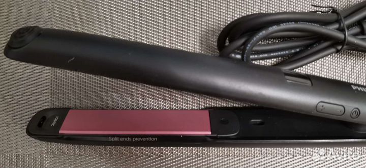 Выпрямитель для волос Philips BHS675