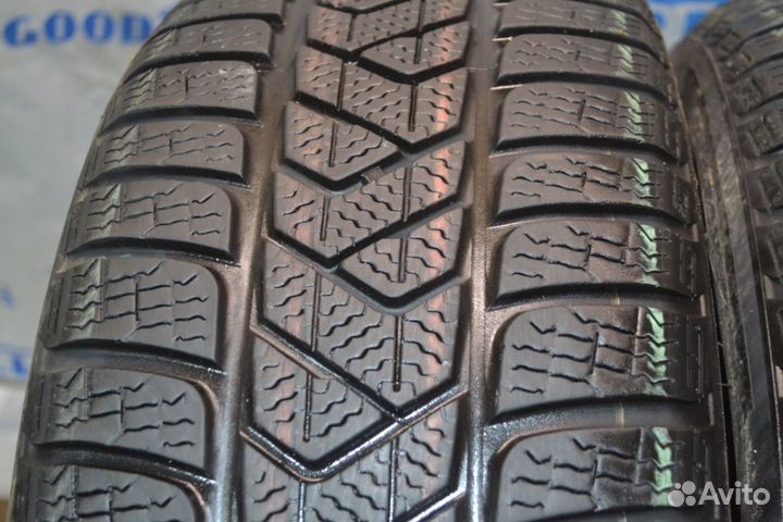 Pirelli Winter Sottozero 3 215/55 R17 98V