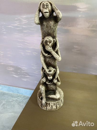 Статуэтка ничего не вижу/слышу/говорю