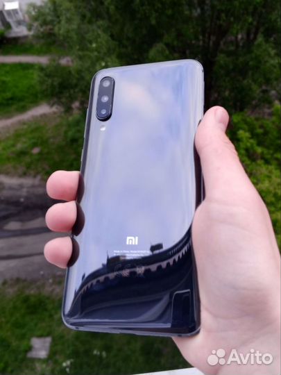 Xiaomi Mi 9, 6/64 ГБ