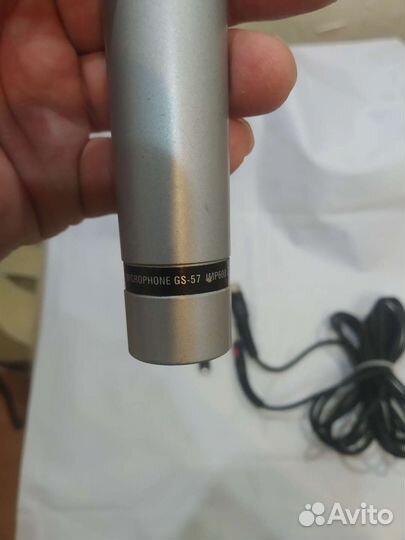 Динамический микрофон