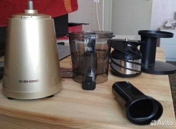 Соковыжималка redmond