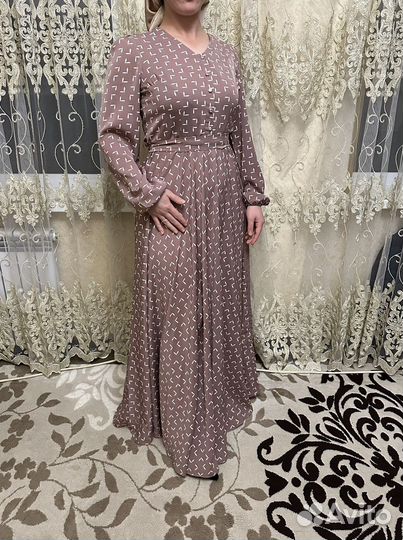 Вечернее платье