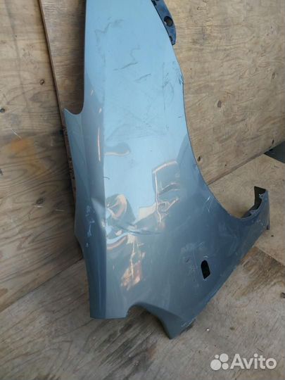 Крыло переднее правое Toyota Prius 2 NHW20 2003