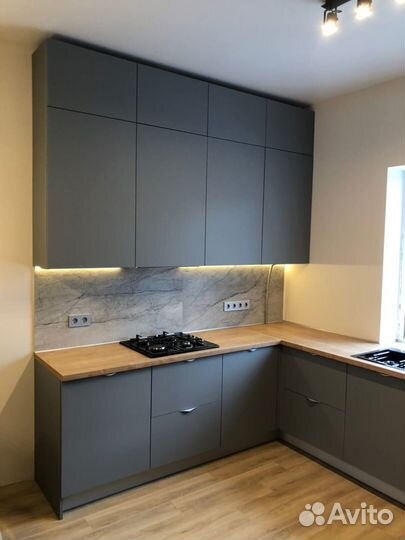 Кухни на заказ, собственное производство