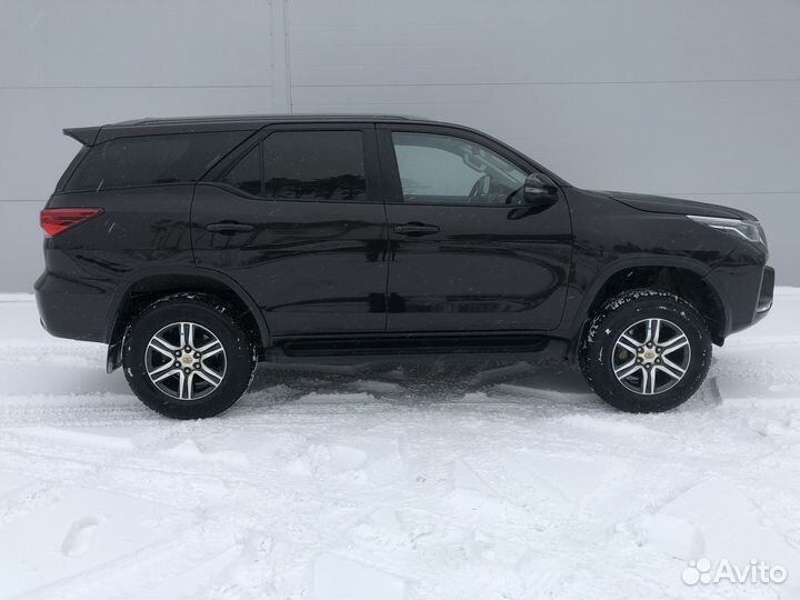 Toyota Fortuner 2.7 AT, 2021, 5 578 км