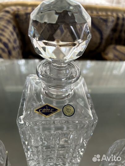 Новые стаканы и графин для виски