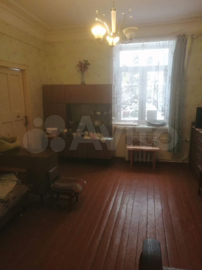 2-к. квартира, 58 м², 1/4 эт.