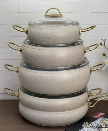 Набор кастрюль новый