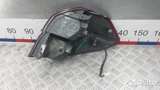 Фонарь задний левый subaru legacy 4 (97N22MX01)