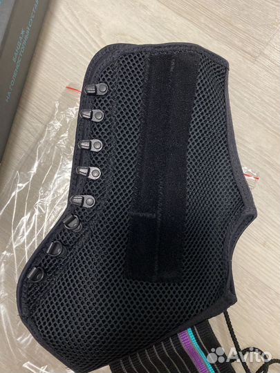 Бандаж голеностопный