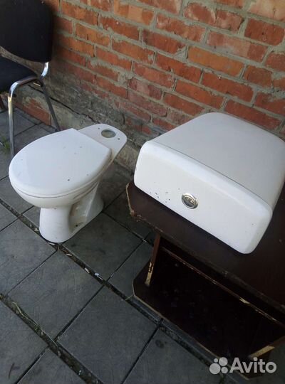 Унитаз с бачком бу