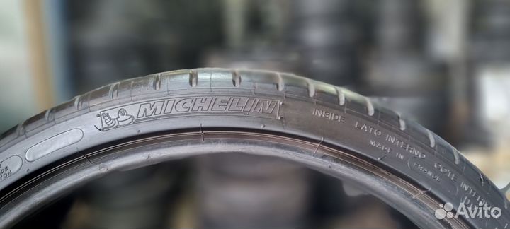 Michelin Pilot Super Sport 255/30 R20