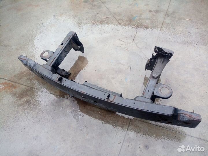 Усилитель бампера Мерседес мл 163