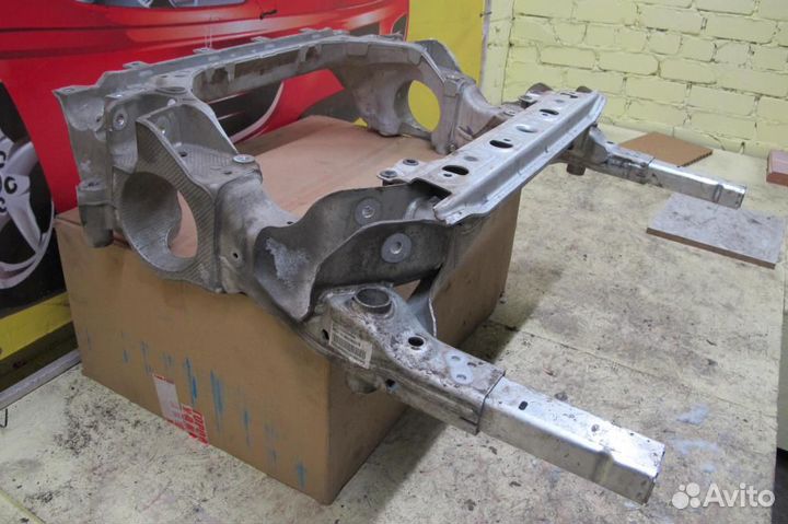 Mercedes Benz GLC x253 2015- подрамник передний