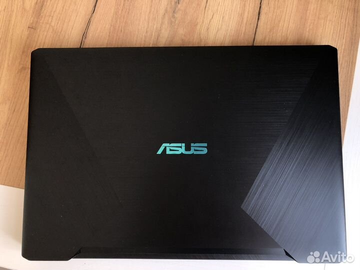 Ноутбук игровой Asus M570D