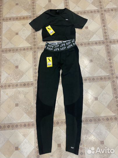 Спортивный костюм женский