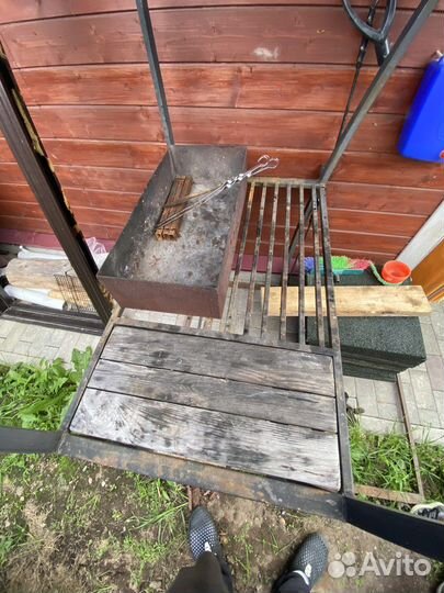Мангал с крышей бу