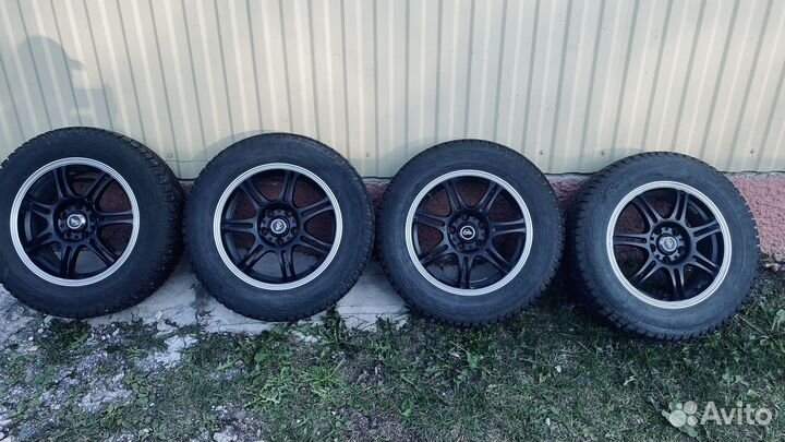 Колеса в сборе r15 шипованные