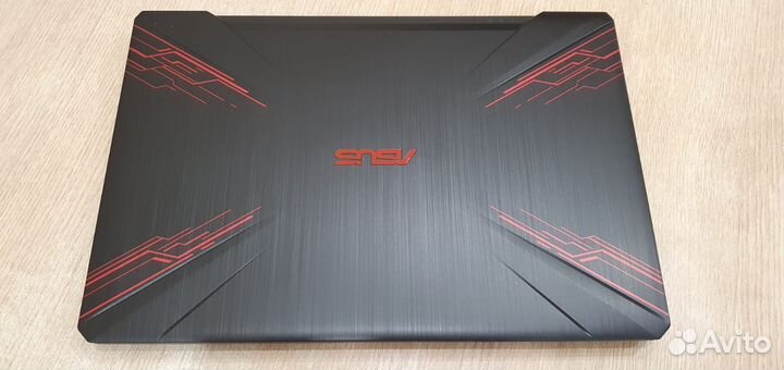 Ноутбук asus