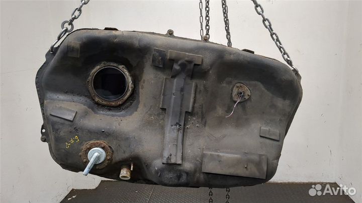 Бак топливный Mitsubishi Endeavor, 2009