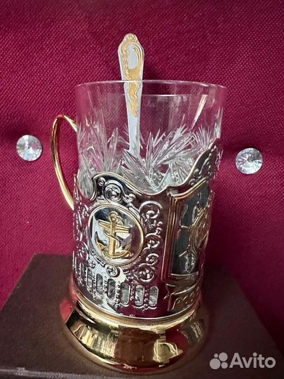 Хрустальный стакан в подстаканнике