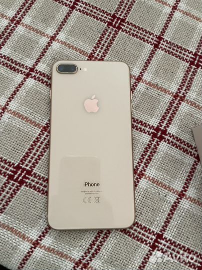 iPhone 8 Plus, 64 ГБ