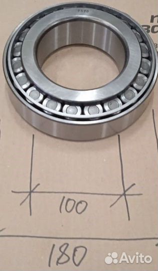 Подшипник 32220