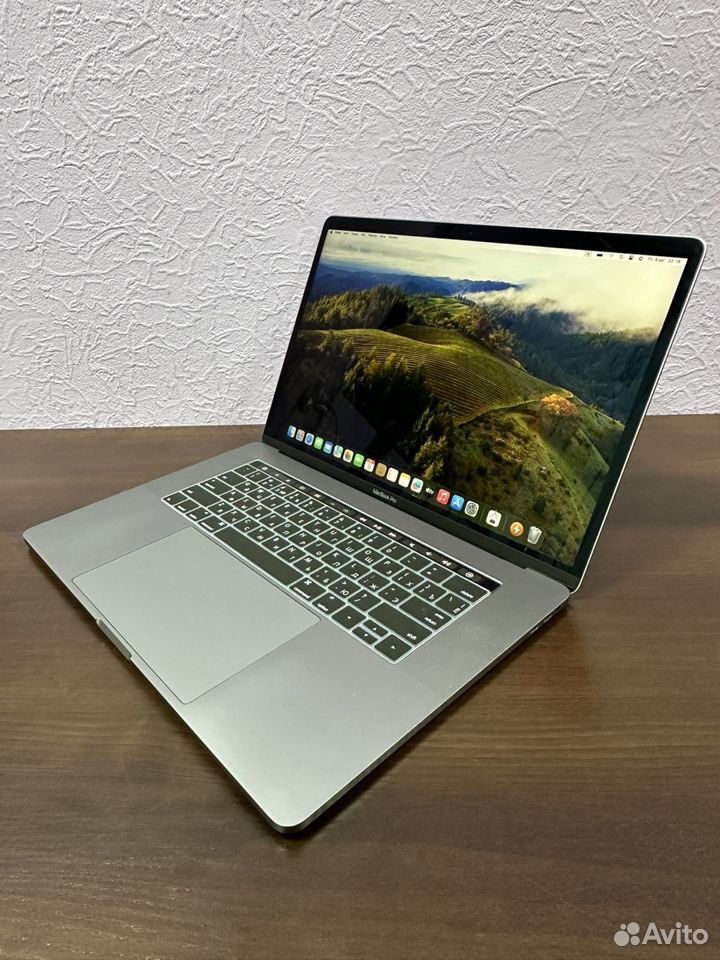 Macbook Pro 15 2018 i7/16/512/560X 4GB. Trade-in