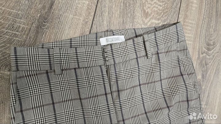 Брюки в клетку прямые 40 42