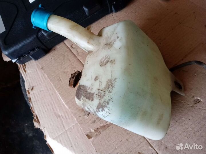 Бачок омывателя Фиат Альбеа