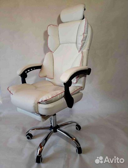 Компьютерное кресло новое белое