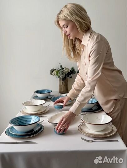 Сервиз. Набор фарфоровой посуды на 6 персон 23 пр