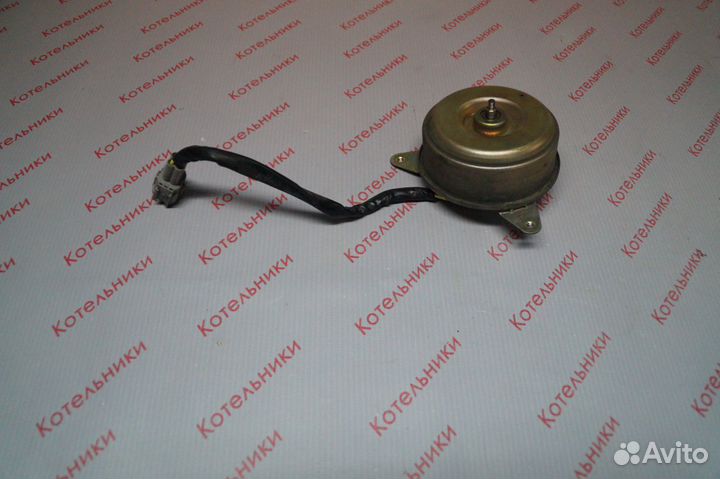 Nissan 21487-1L000 Моторчик вентилятора