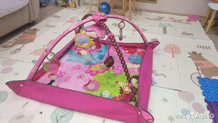 Развивающий коврик tiny love