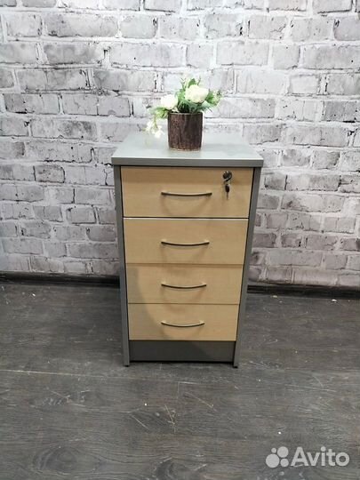 Тумба приставная 4 ящика