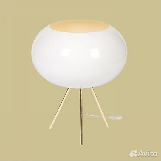 Лампа настольная винтаж из Европы