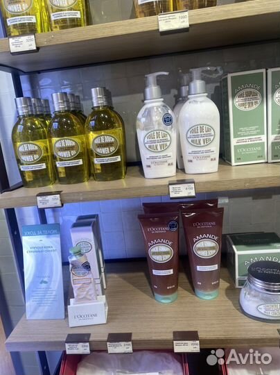 Масло для душа миндальное loccitane