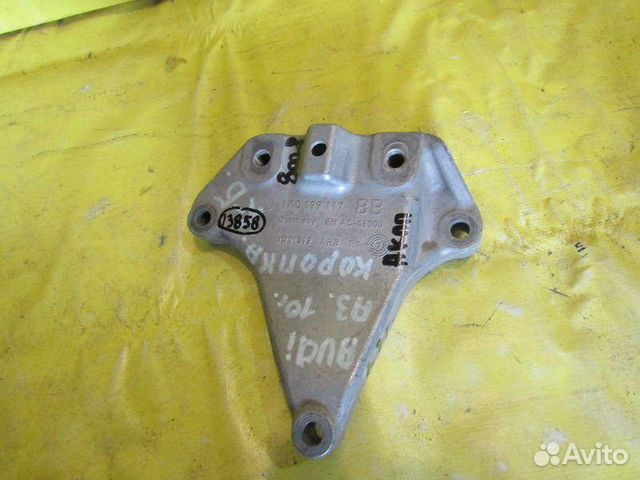 Кронштейн двигателя Audi A3 08-12г 13858