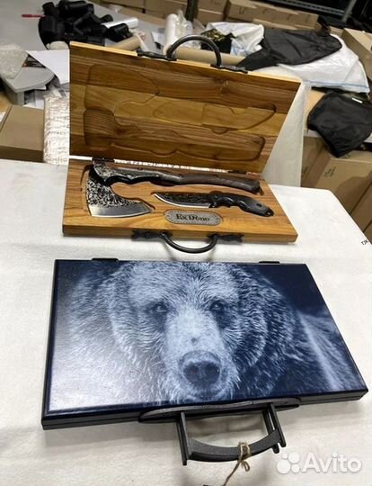 Топор и нож в кейсе из массива дерева карагач