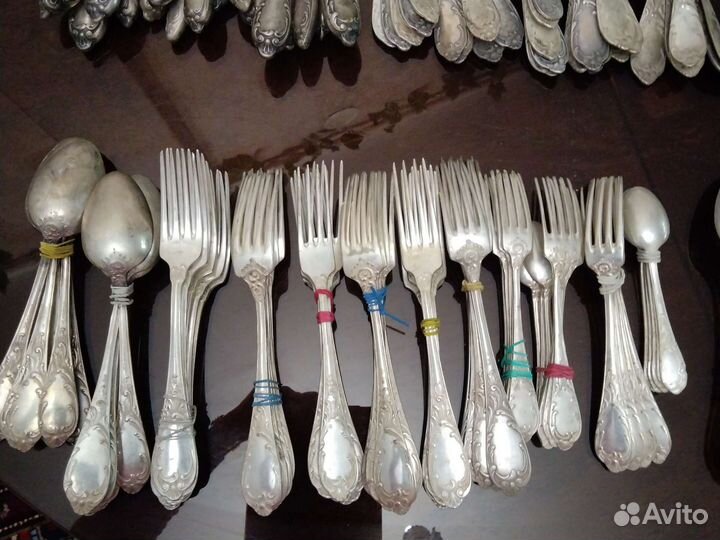 Мельхиоровый столовый набор