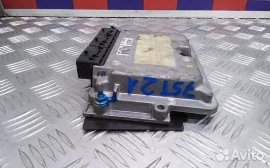 Блок управления двигателем peugeot 406 (7ST21PF01)