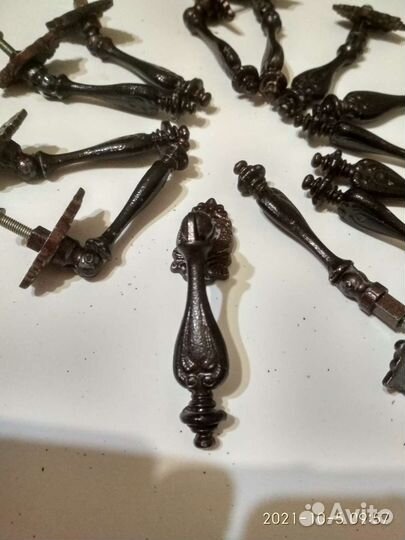 Мебельные ручки