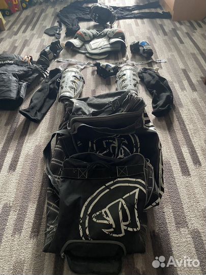 Взрослая форма хоккейная