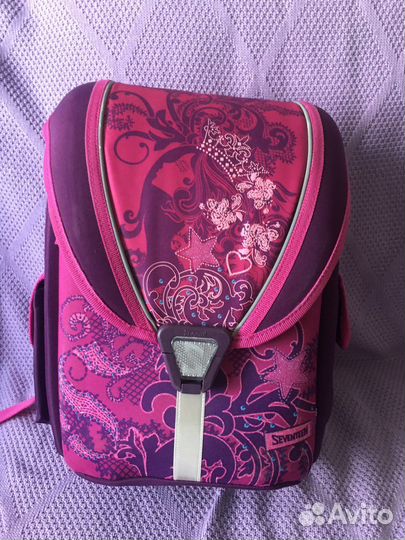 Рюкзак школьный
