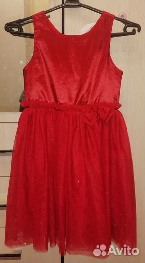 Платье для девочки праздничное