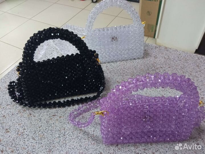 Коллекция сумочек из бусин