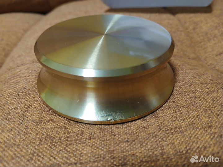 Прижим для пластинки Pro-Ject Record Puck