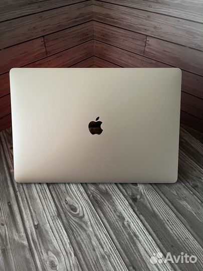 MacBook Pro 16 2020