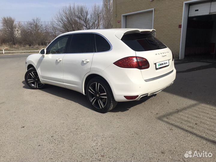 Porsche Cayenne 3.0 AT, 2011, 288 000 км